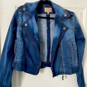 Women’s Jean Jacket
